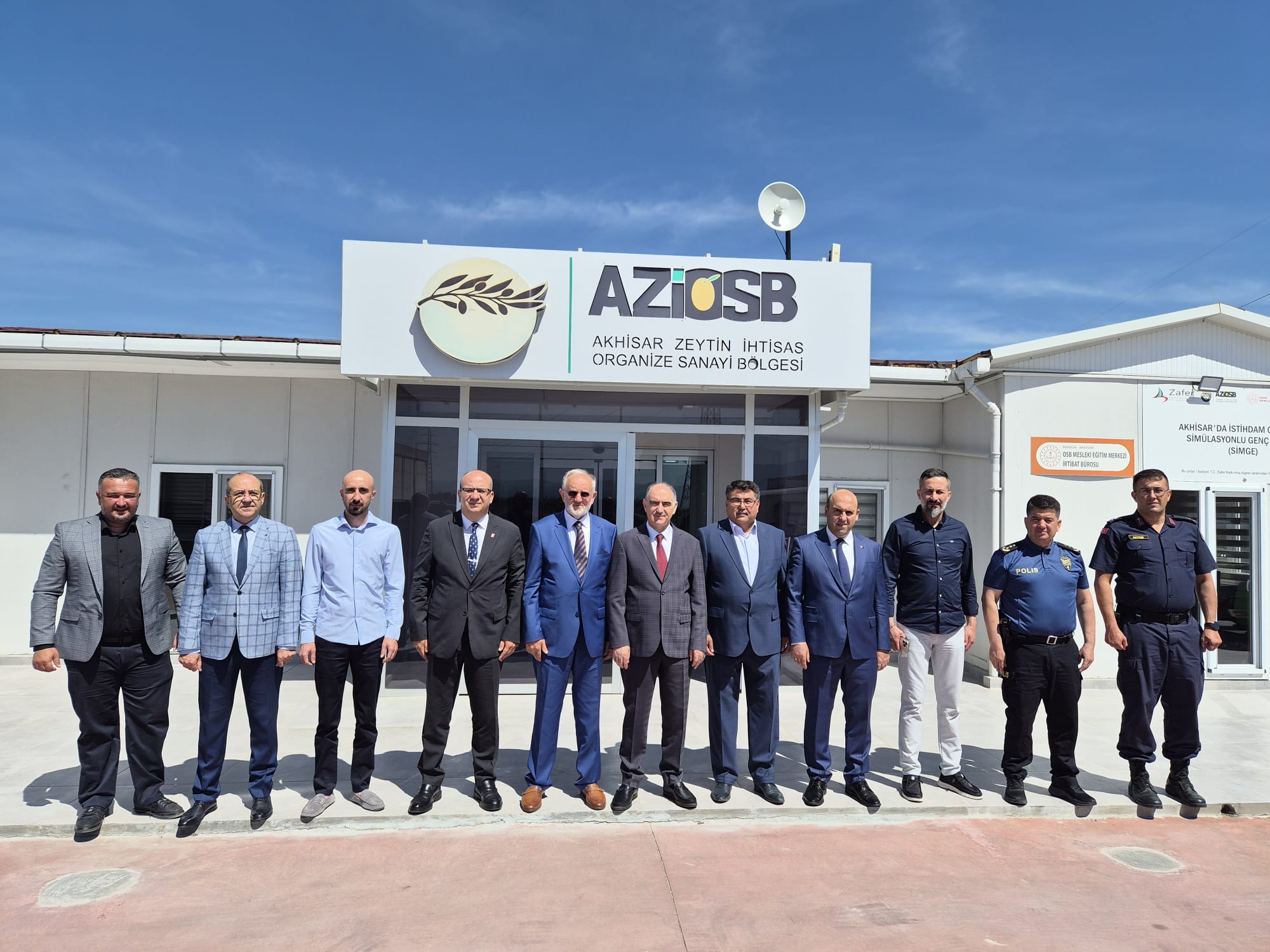 Manisa Valimiz Sayın Vahdettin Özkan'dan Akhisar Zeytin İhtisas OSB'ye Ziyaret