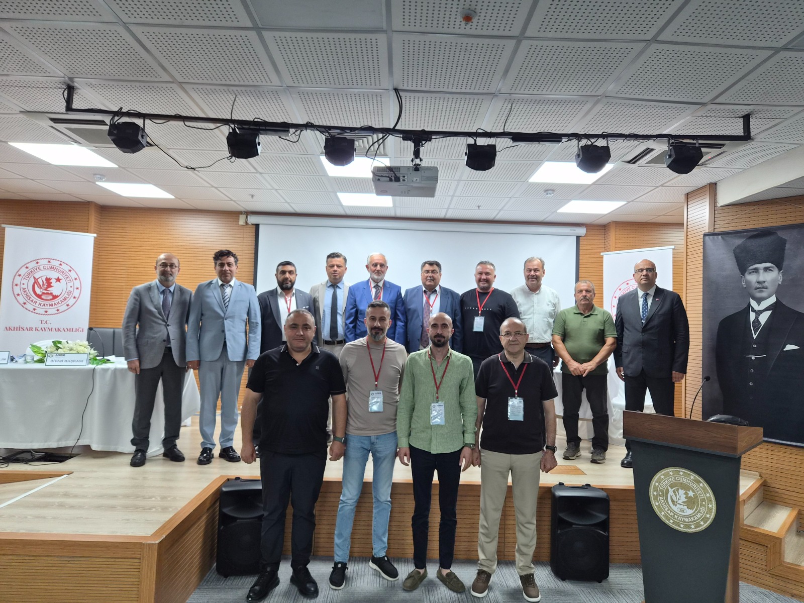 Manisa Valimiz Sayın Vahdettin &Ouml;zkan'dan Akhisar Zeytin İhtisas OSB'ye Ziyaret
